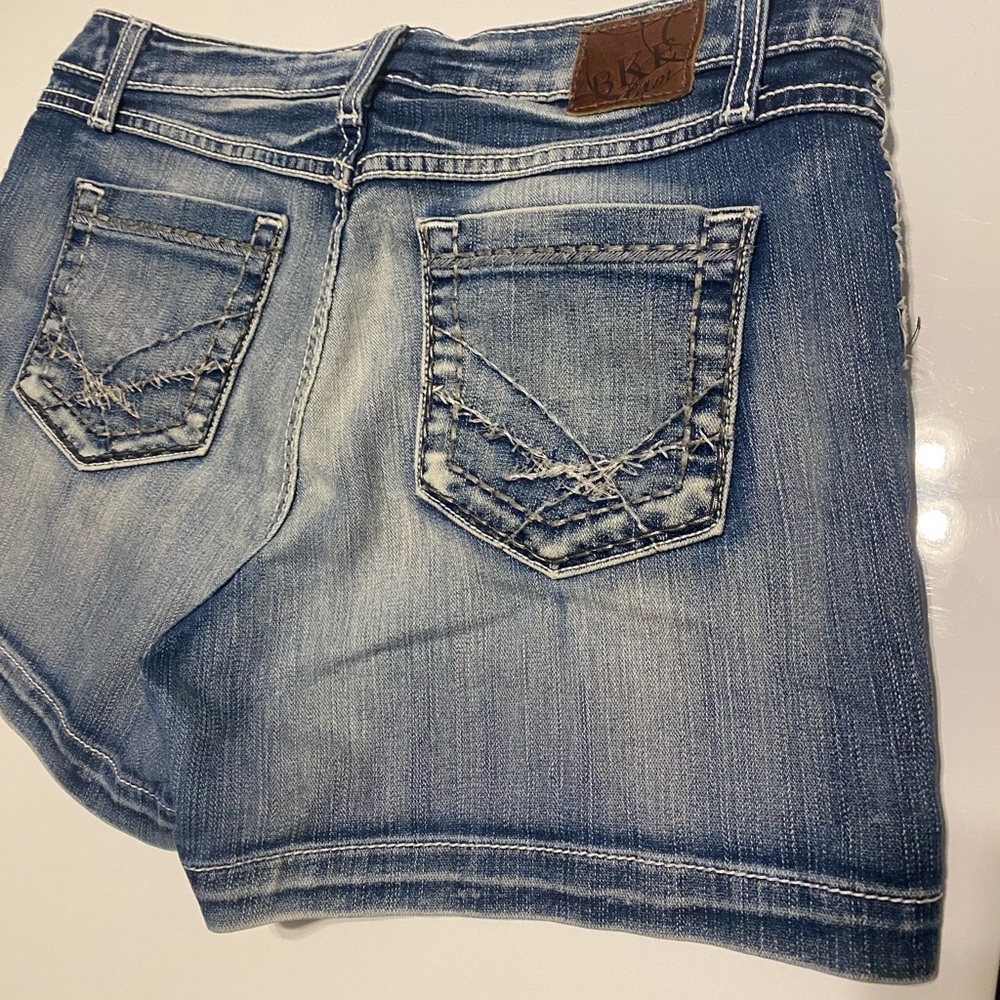 BKE Short - Picture 4 of 5